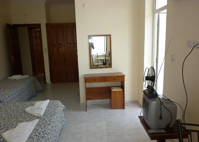 Oezguer Hotel Otel Fethiye