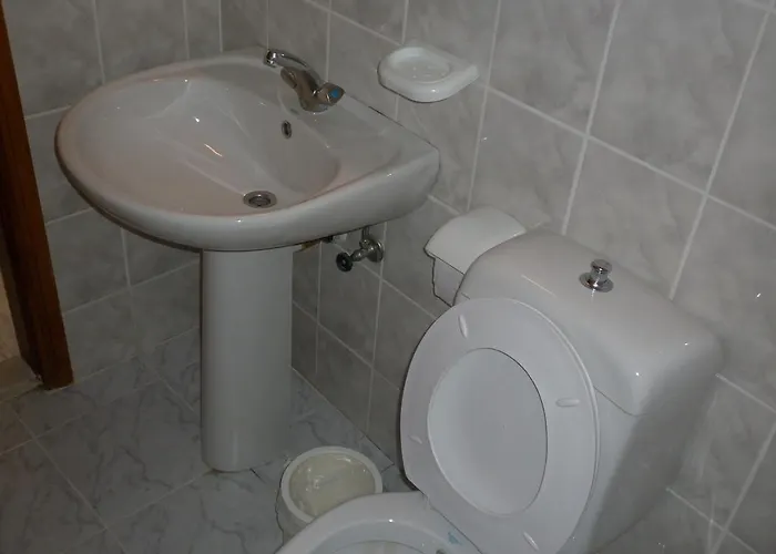 Oezguer Hotel 费特希耶