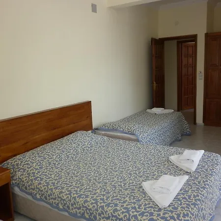 Oezguer Hotel Otel Fethiye