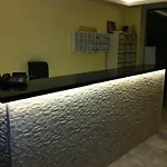 מלון Oezguer Hotel פאטהיה