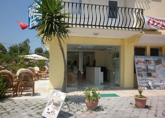Ξενοδοχείο Oezguer Hotel *